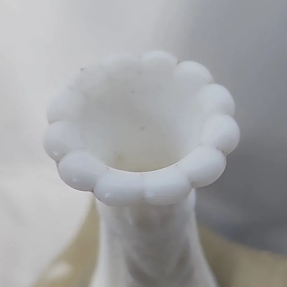 Vintage Detailed Decorative Milk Glass Vase - Picture 3 of 6